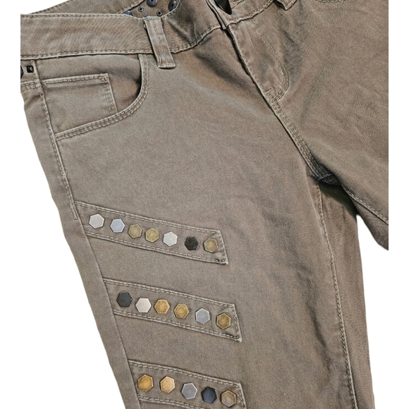 BCBGeneration olive green studded skinny jeans. Size 24 - Picture 3 of 5